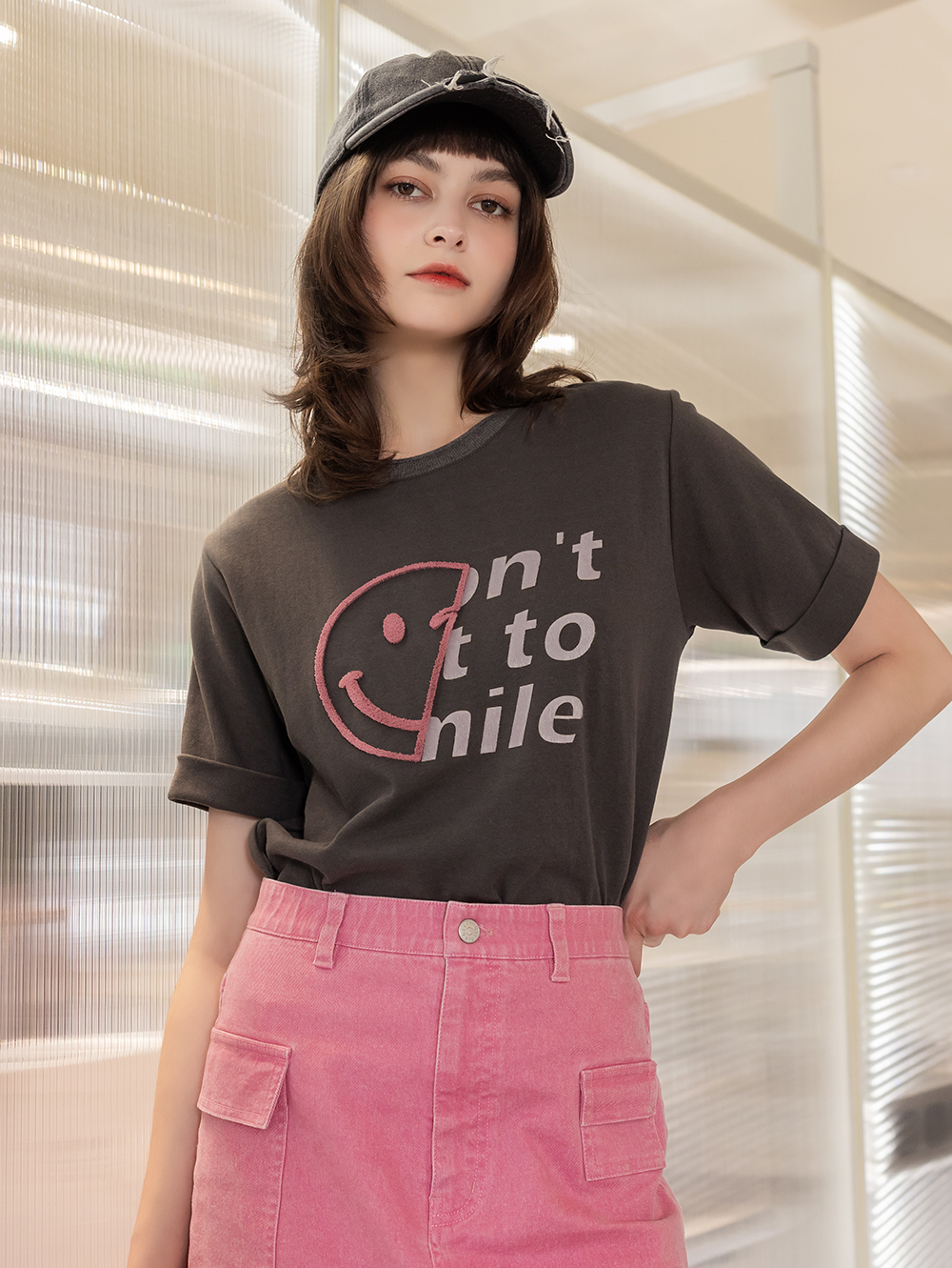 abito精緻工藝笑臉短袖上衣