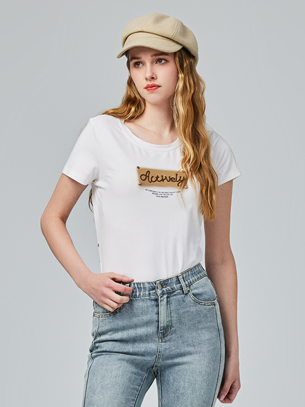 abito休閒字母刺繡上衣