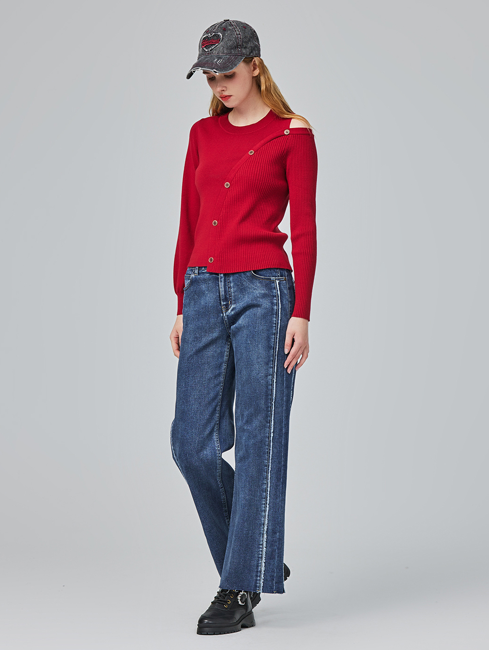 abito百搭不收邊抽鬚牛仔喇叭褲