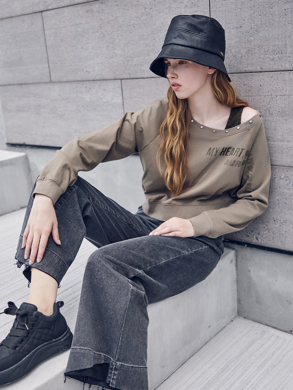 abito個性斜肩短裙套裝