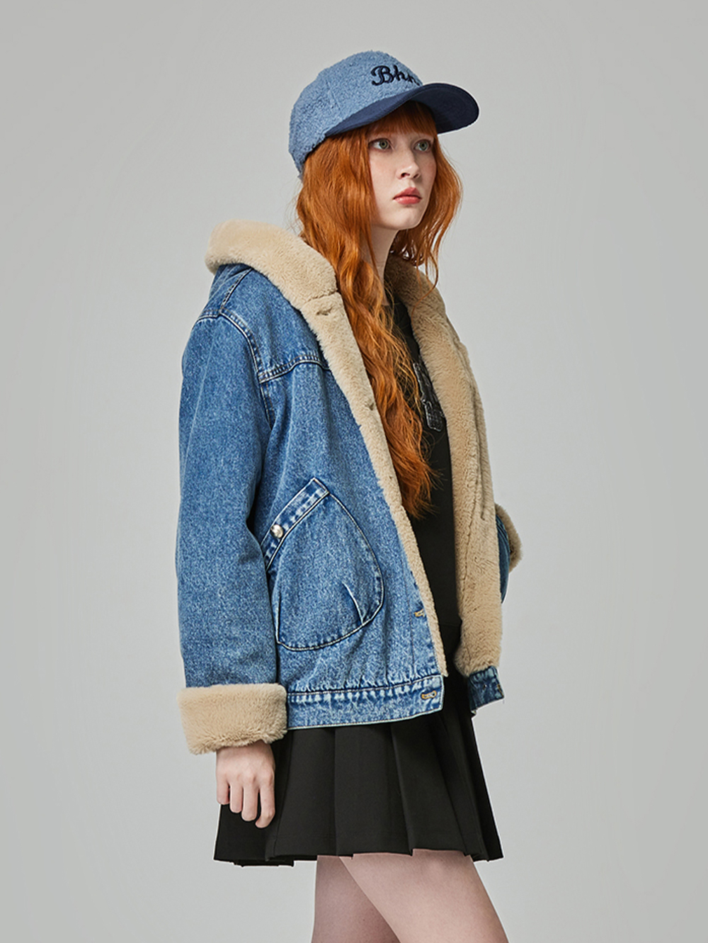 abito牛仔絨毛連帽外套