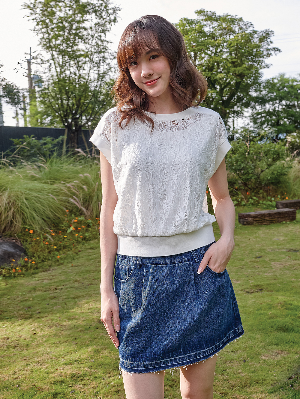 DITA氣質蕾絲拼接背心