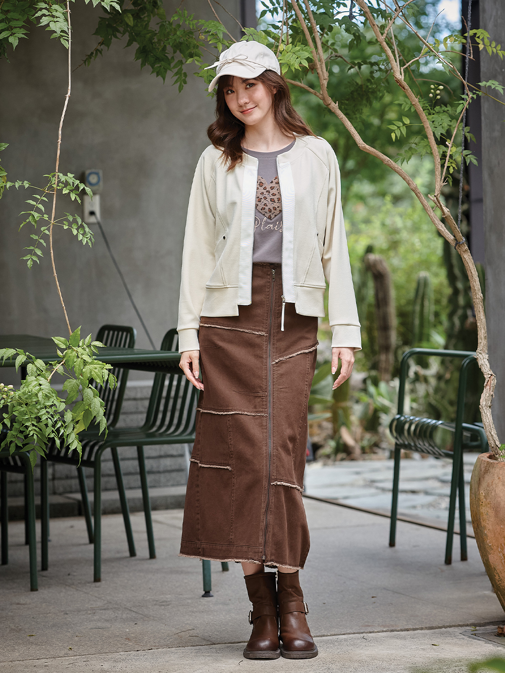 DITA前開式造型抽鬚鉛筆裙