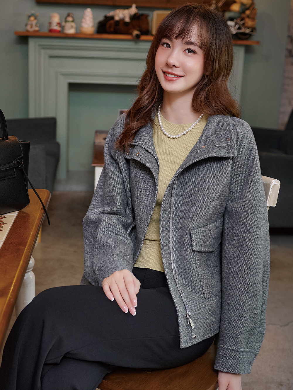 DITA質感羊毛短版大衣