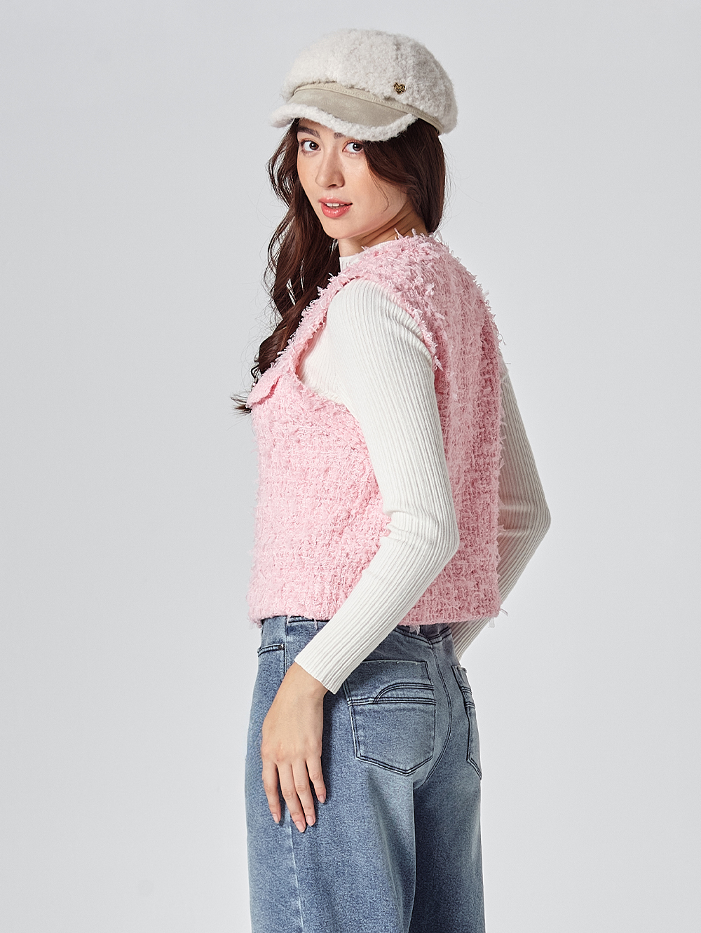 DITA修身一體成形針織上衣