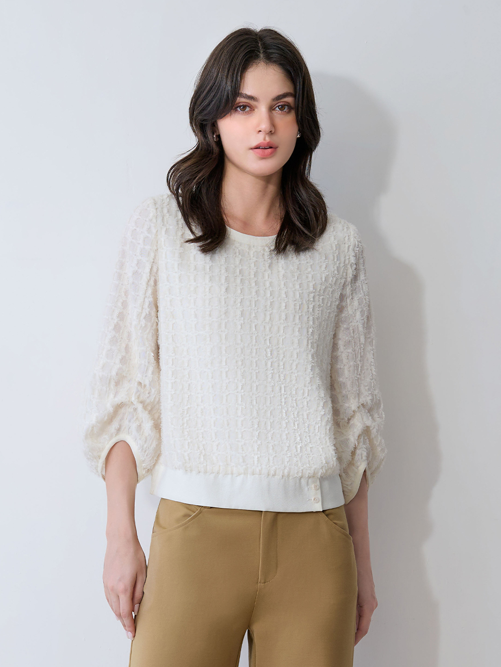 JOAN七分燒花造型拋袖上衣