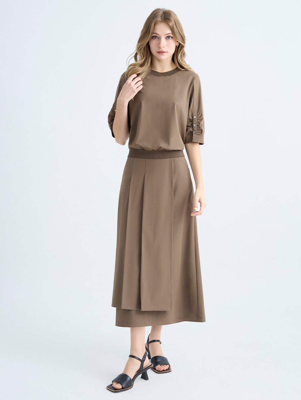 JOAN不對襯剪裁造型腰頭長裙