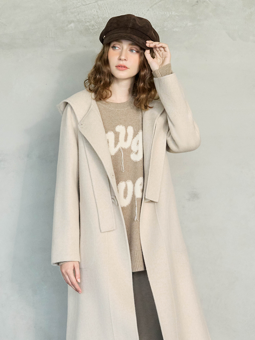 JOAN刺繡拼貼感落肩針織上衣