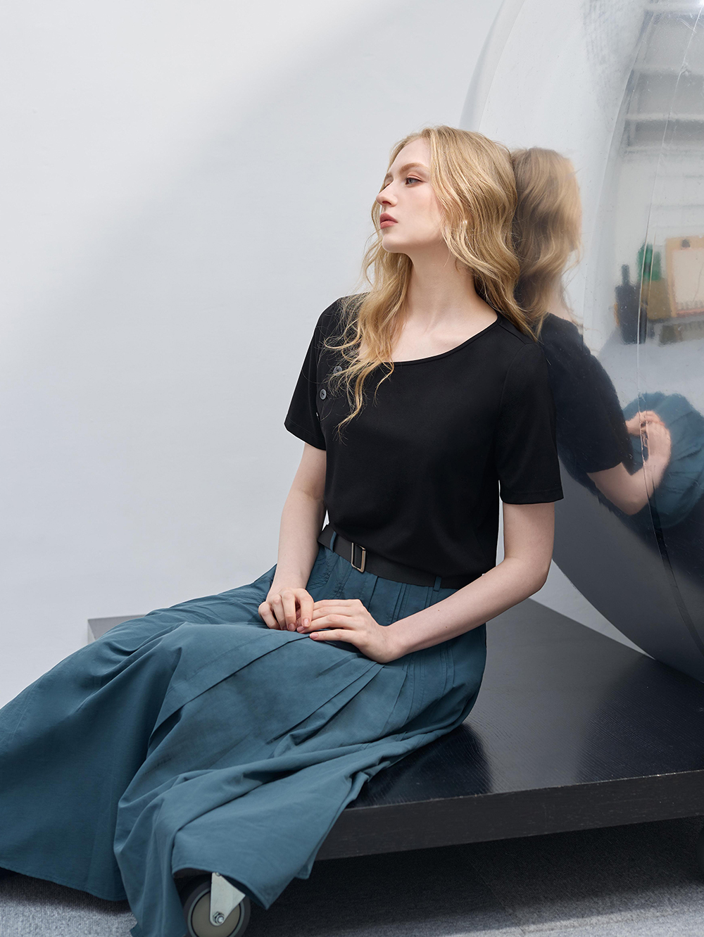 DE NOVO極簡優雅壓褶開岔裙(附腰帶)