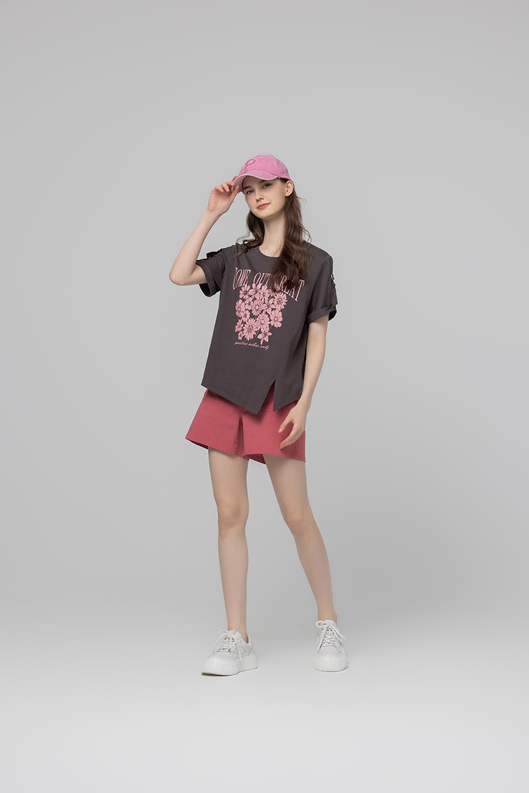 abito雙口袋圈圈線條素色短褲