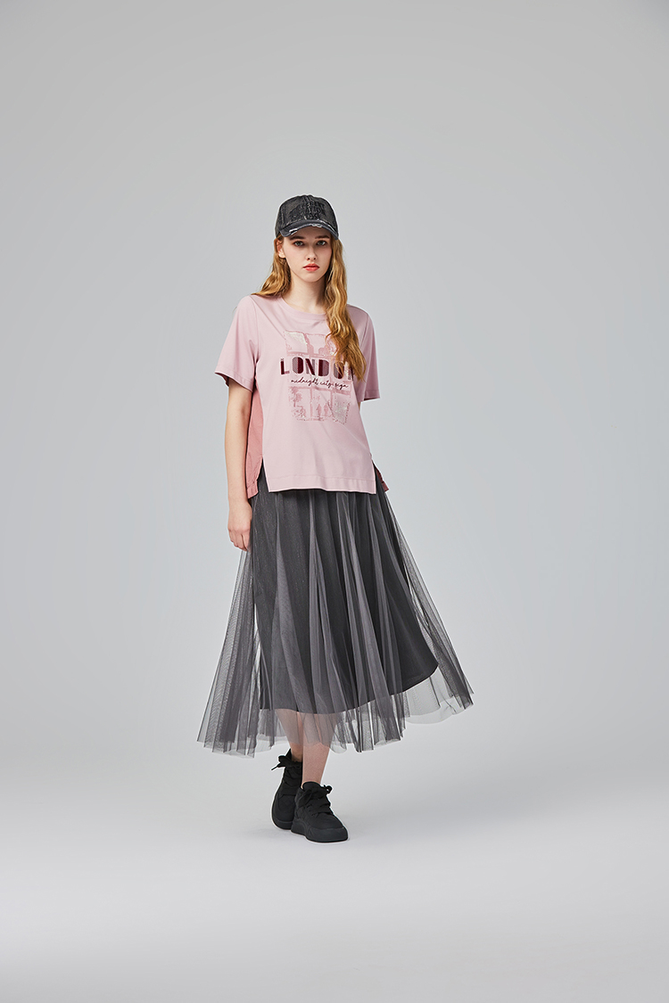 abito休閒英文印字短袖上衣