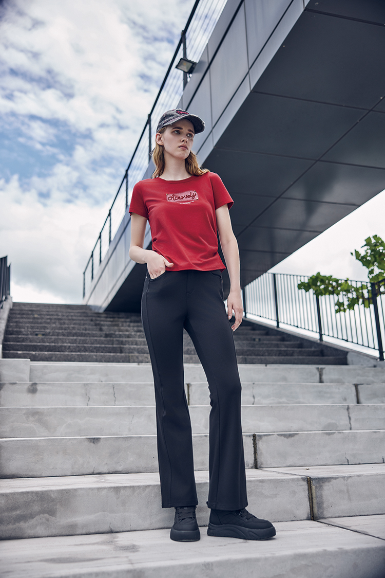 abito休閒字母刺繡上衣