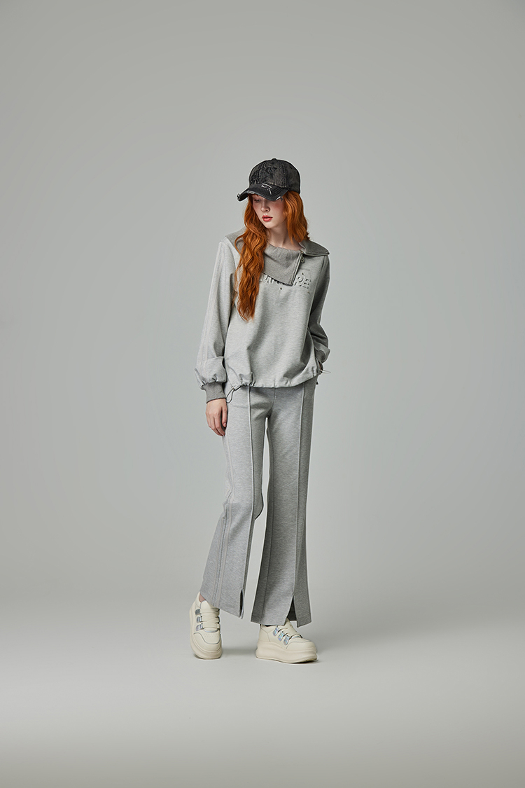 abito翻領拉鍊鋼印上衣