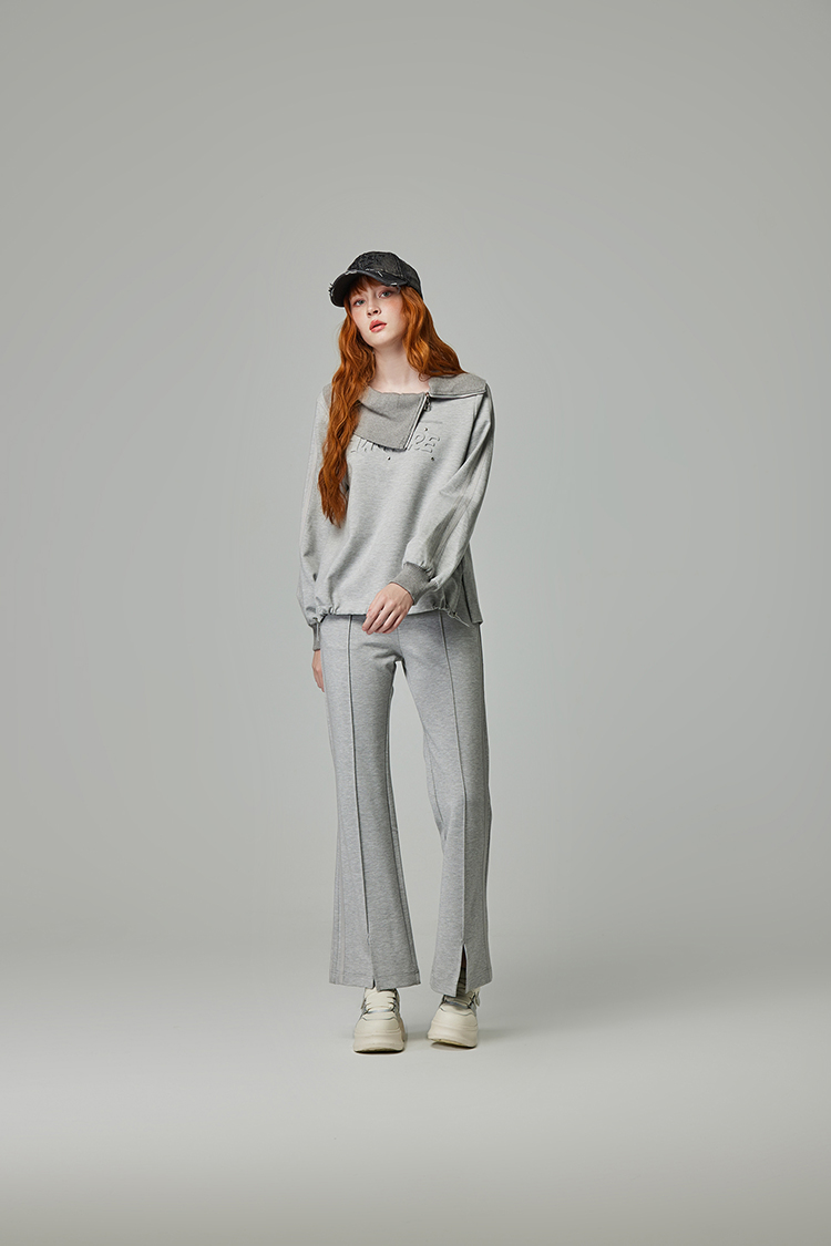 abito翻領拉鍊鋼印上衣