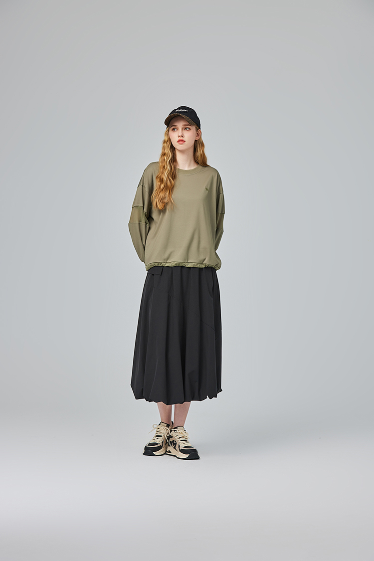 abito圓領特殊剪裁上衣