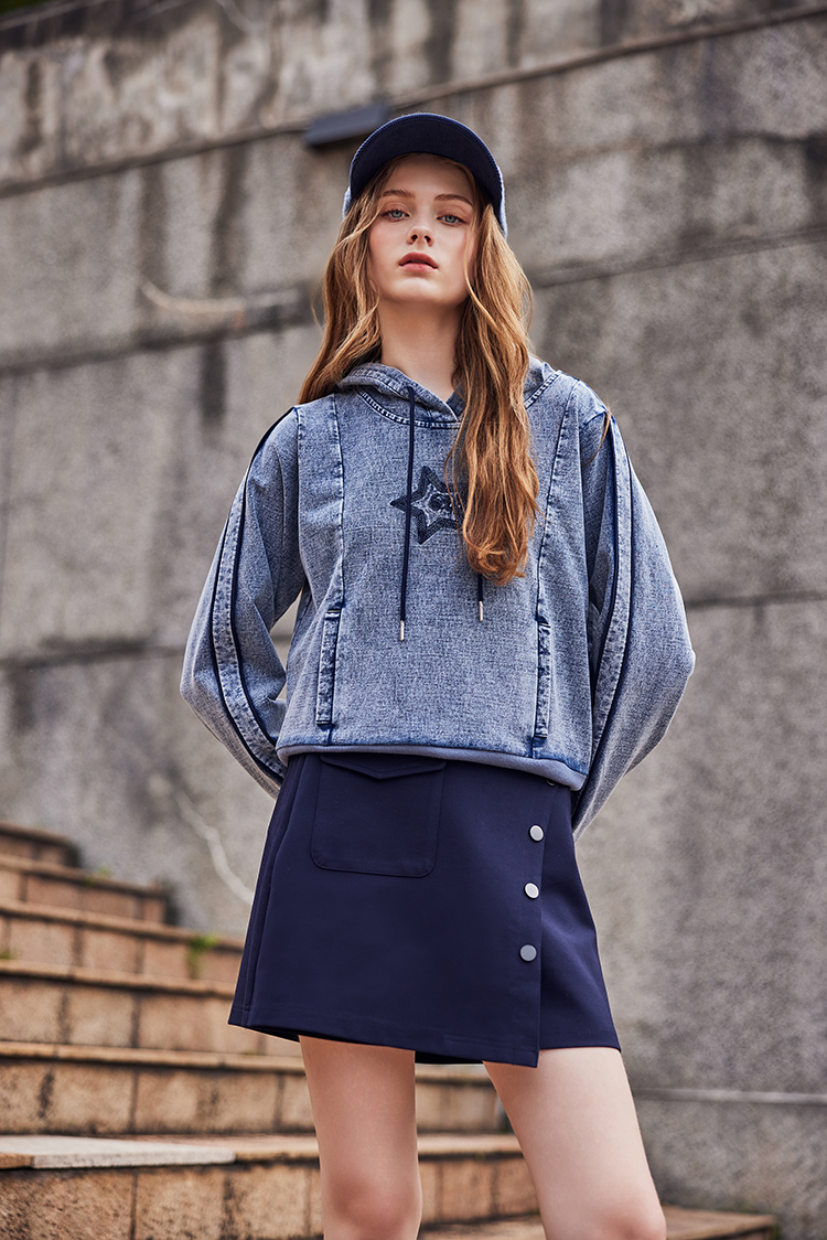 abito星星亮片連帽上衣