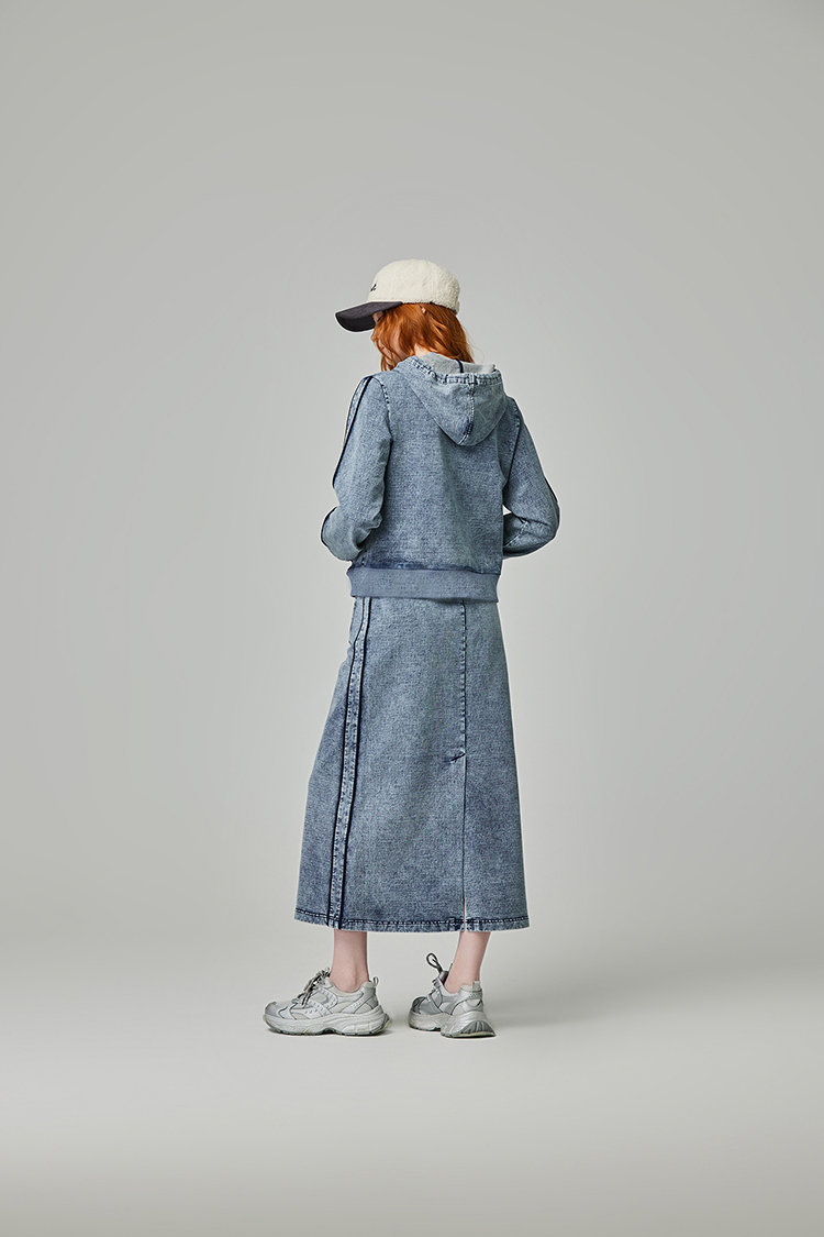 abito星星亮片連帽上衣