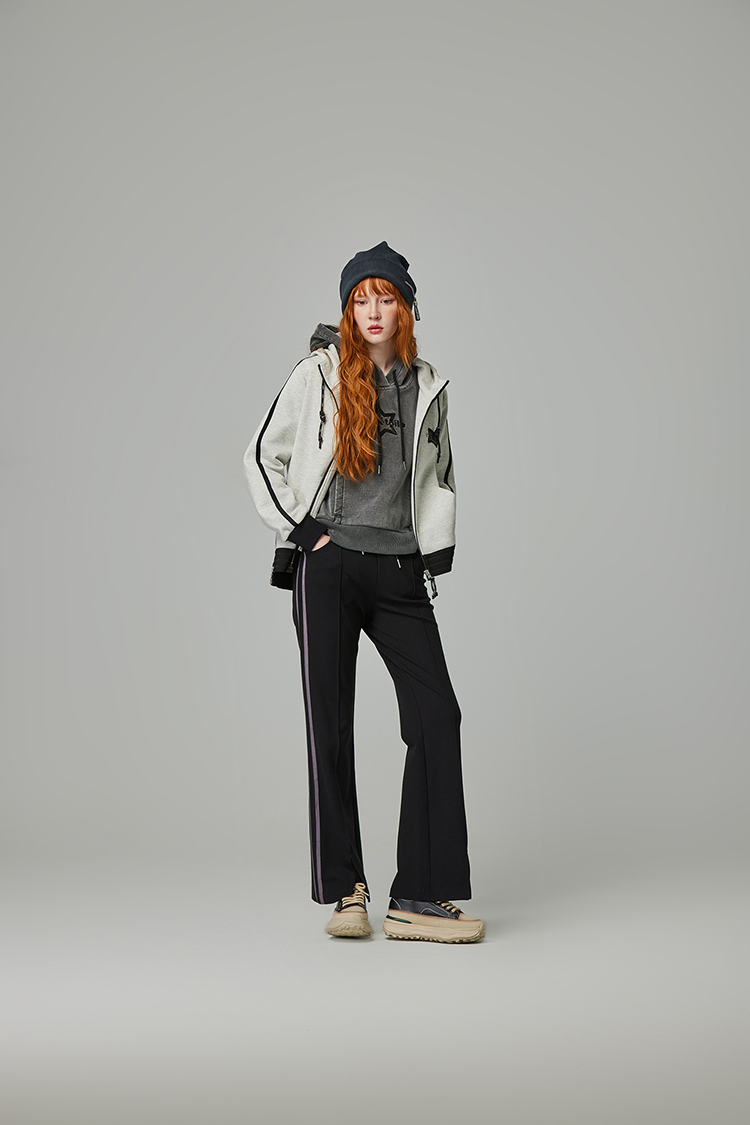 abito星星亮片連帽上衣