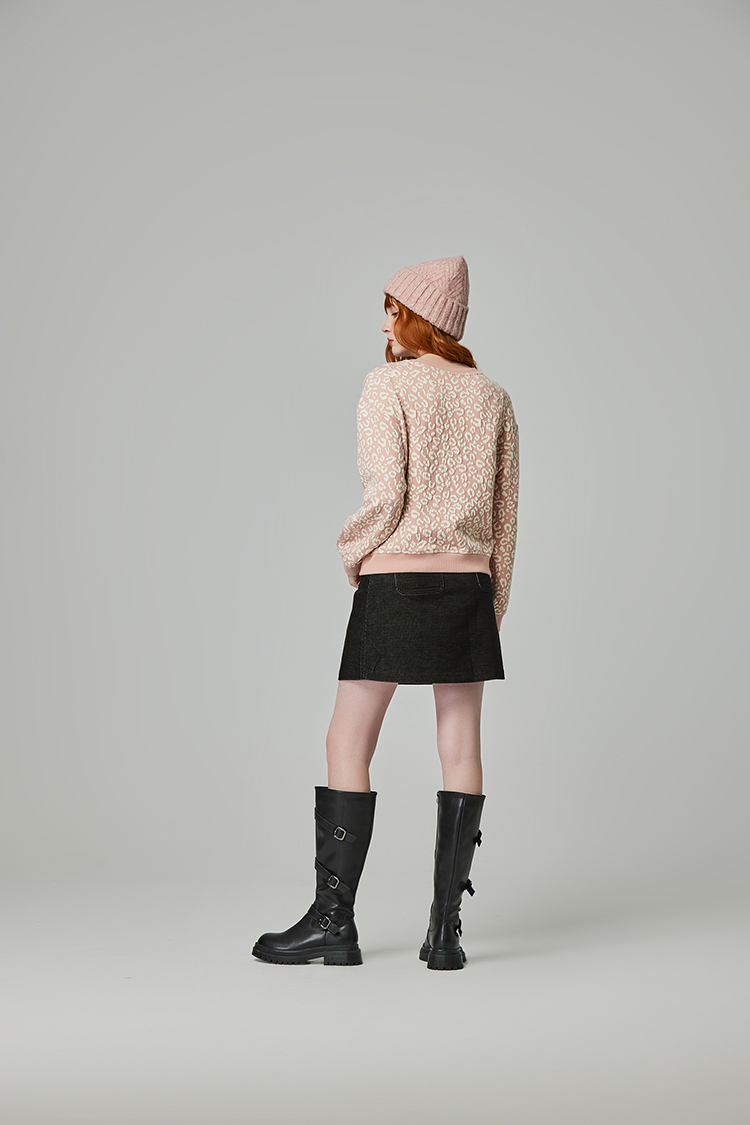 abito豹紋字母圓領上衣