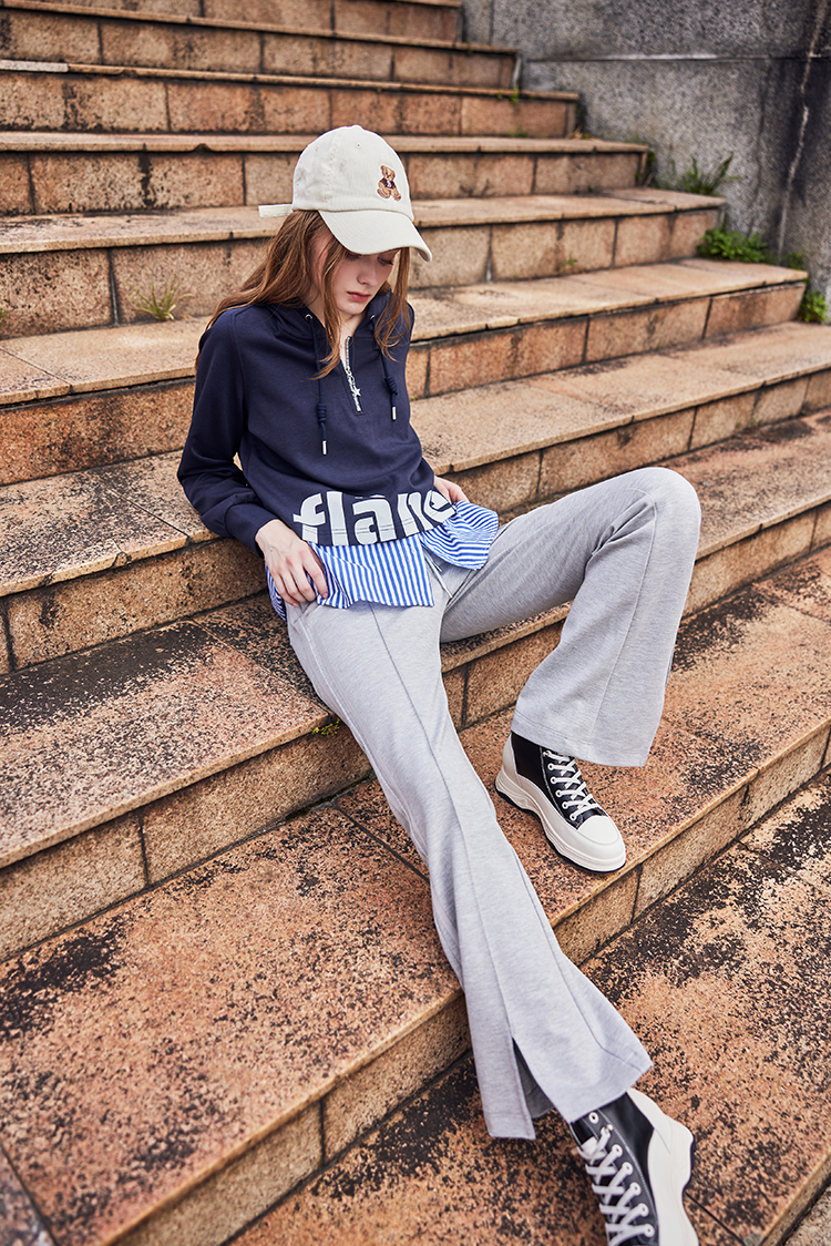 abito兩件式貼字連帽上衣