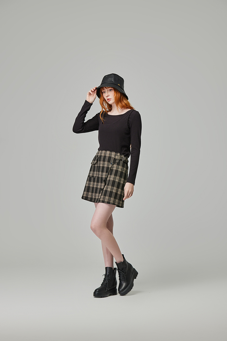 abito斜肩造型兩件式上衣