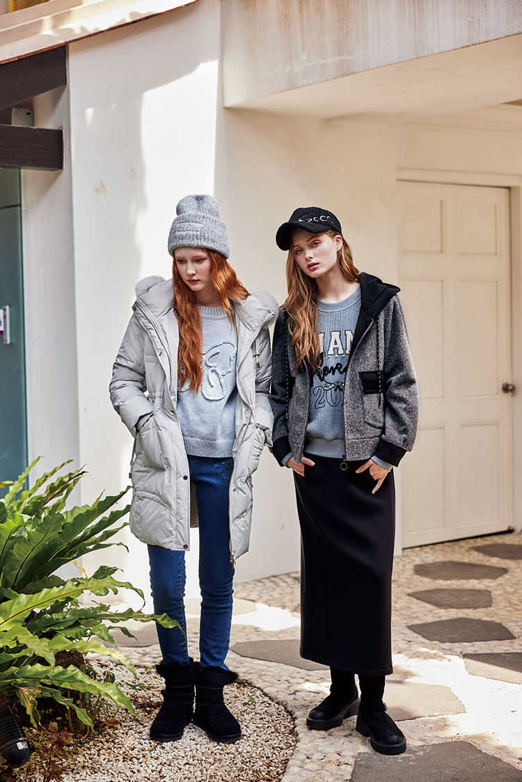 abito休閒字樣刺繡上衣