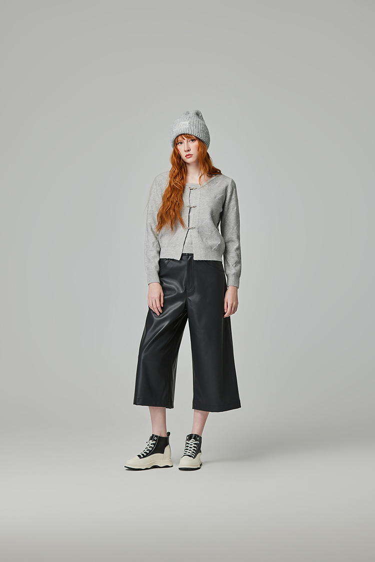 abito秋季皮革七分褲