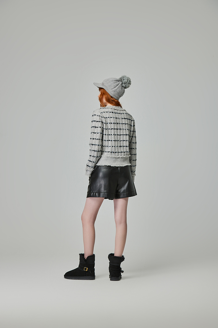 abito鬆緊腰頭皮革短褲