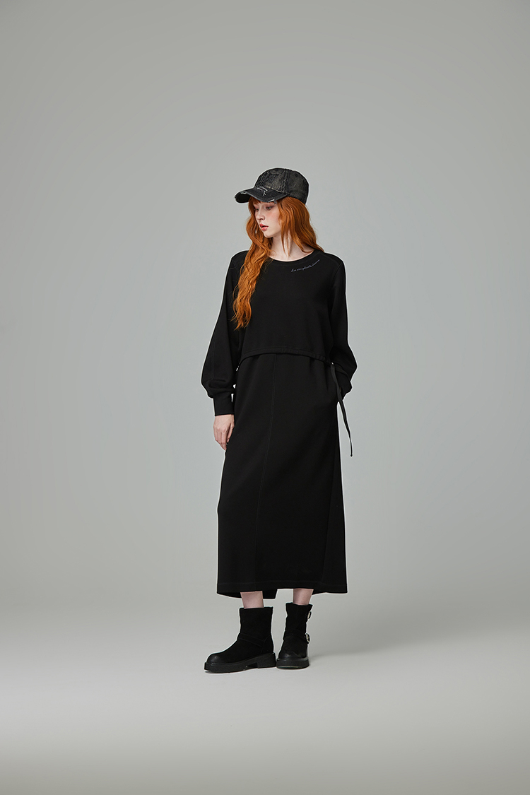 abito休閒刺繡洋裝