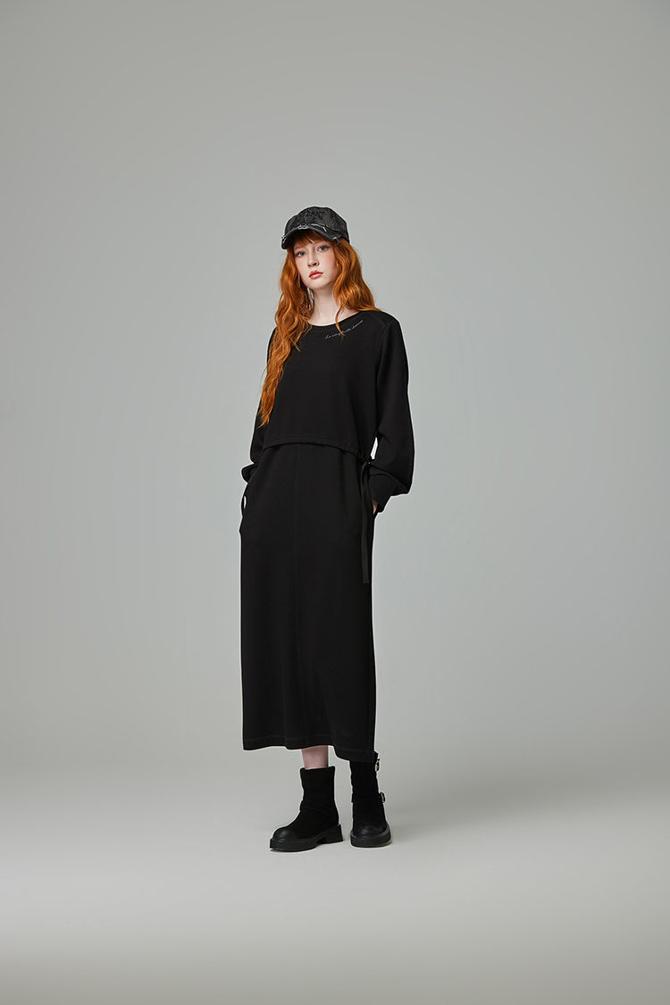 abito休閒刺繡洋裝