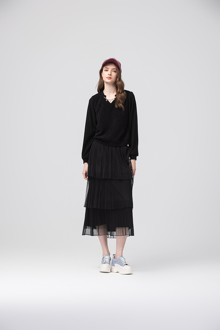 abitoV領愛心緹花上衣