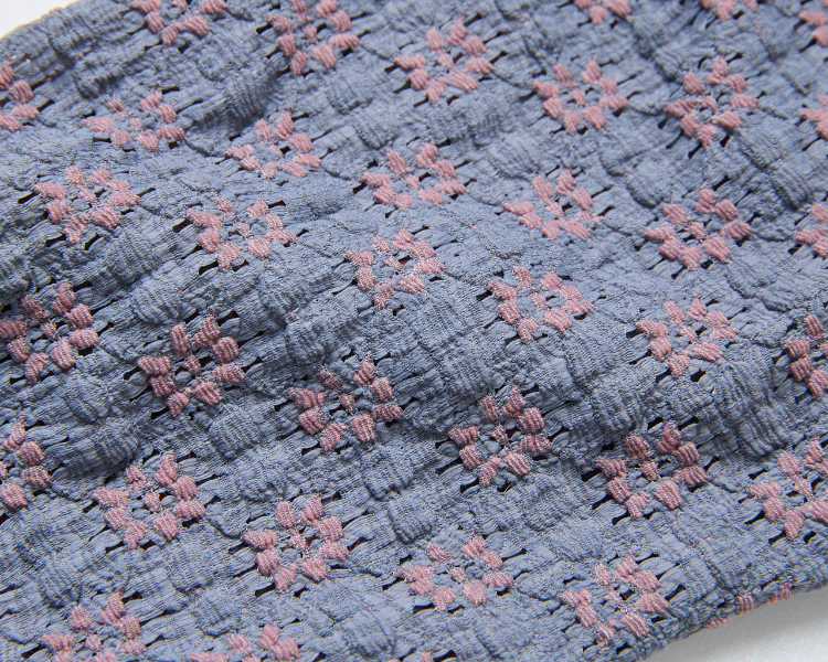 DITA泡泡袖小花簍空上衣