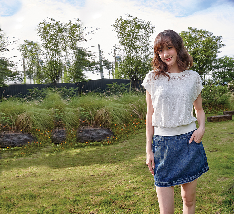 DITA氣質蕾絲拼接背心