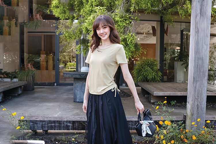 DITA造型領修身抽繩T-shirt