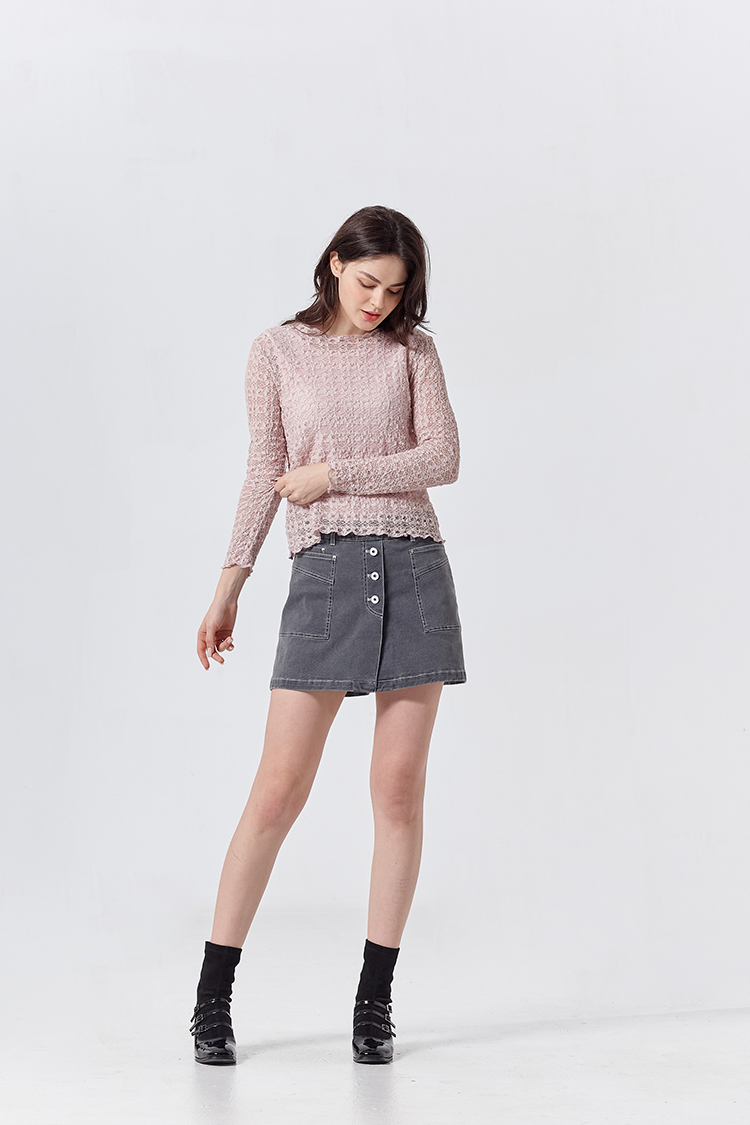 DITA甜美蕾絲修身內搭上衣(附背心)