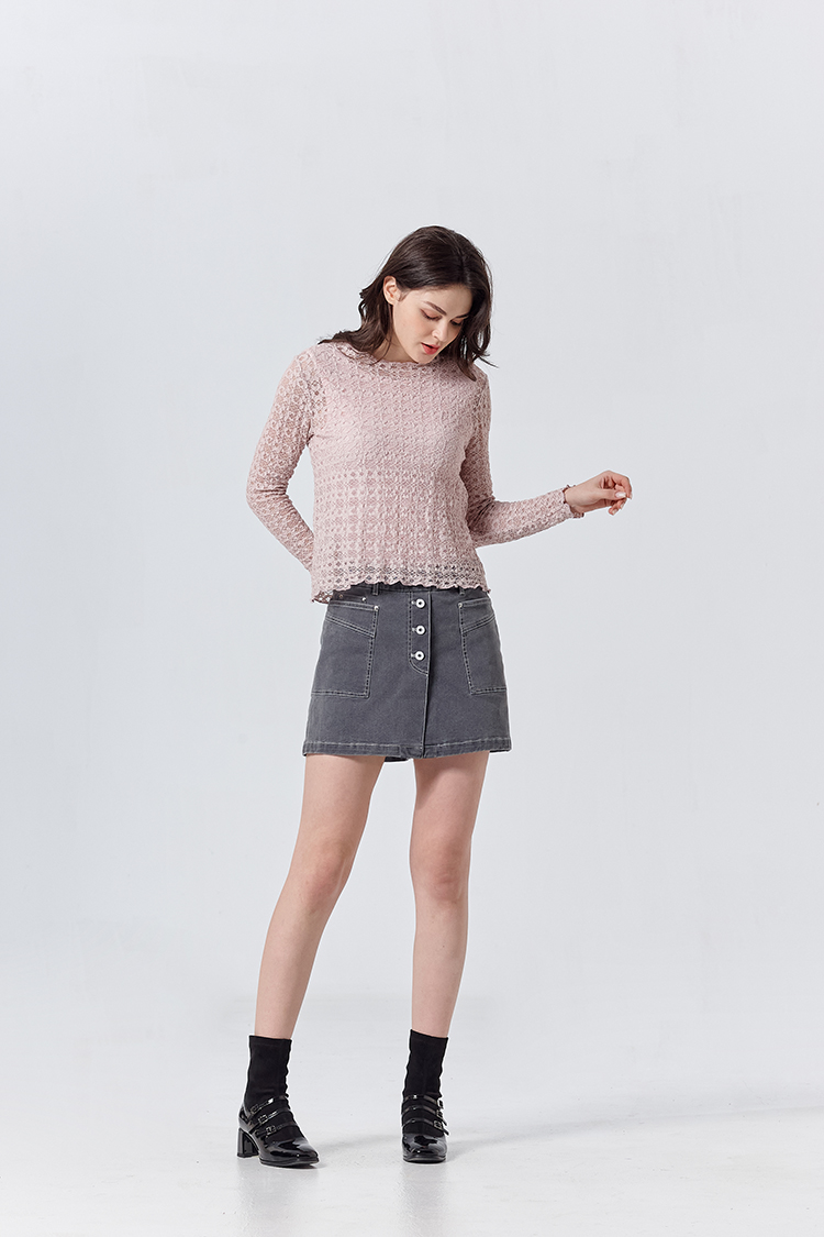 DITA甜美蕾絲修身內搭上衣(附背心)