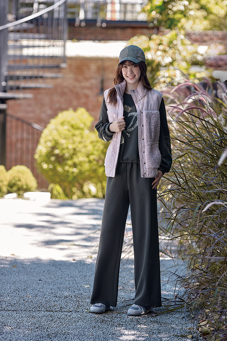 DITA異材質拼接毛毛鋪棉背心