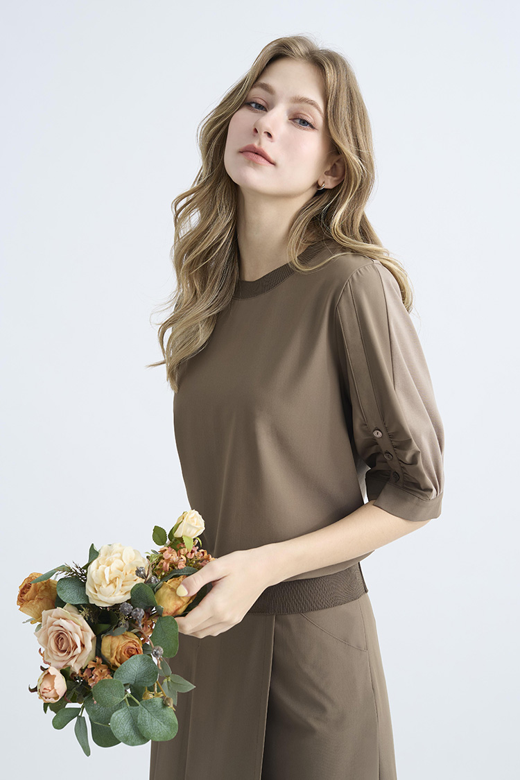 JOAN彈性拼接抽皺五分袖上衣