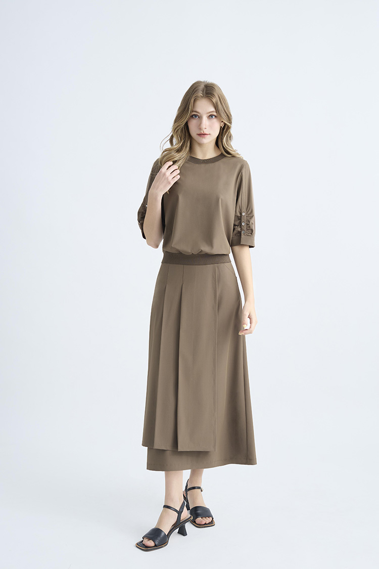 JOAN彈性拼接抽皺五分袖上衣