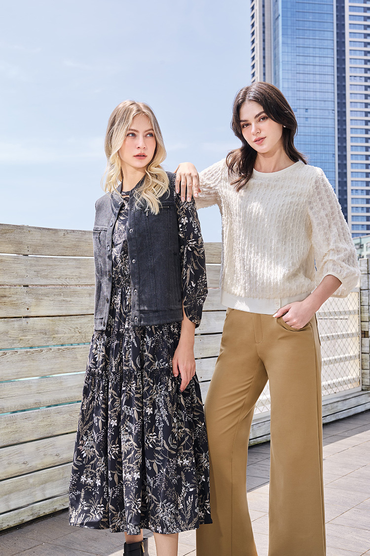 JOAN七分燒花造型拋袖上衣