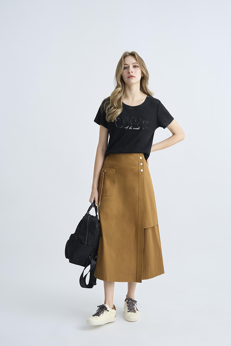 JOAN復古水洗貼布繡標語T恤