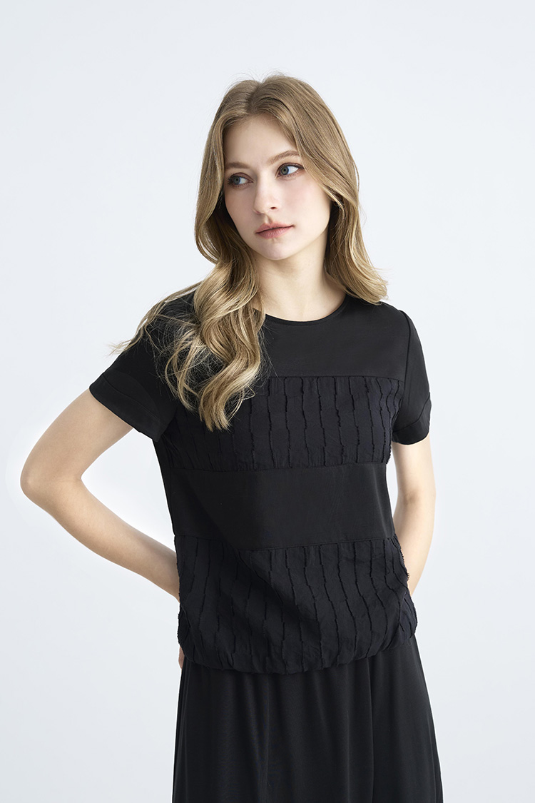 JOAN層次感組織拼接彈性上衣