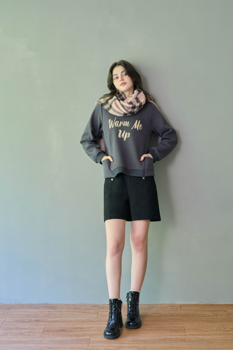 JOAN舒適彈力圓釦短褲