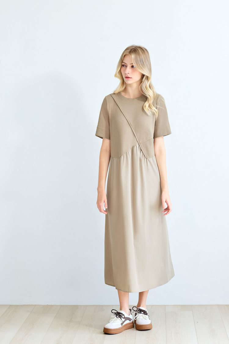 JOAN不對襯切割紋理拼接洋裝