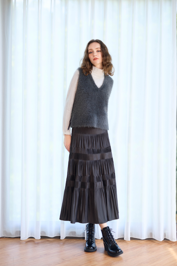 JOAN柔軟毛感V領針織背心