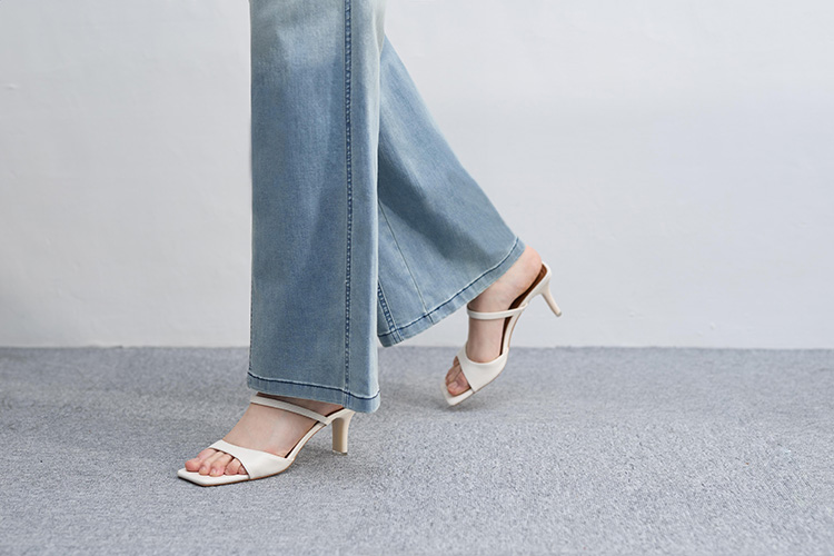 DE NOVO水洗柔軟舒適牛仔寬褲