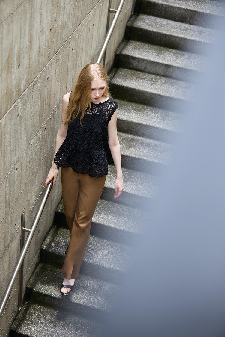 DE NOVO修身剪裁彈性喇叭褲