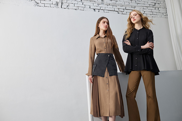 DE NOVO修身剪裁彈性喇叭褲